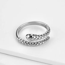 Load image into Gallery viewer, SNAKE SILVER RING
